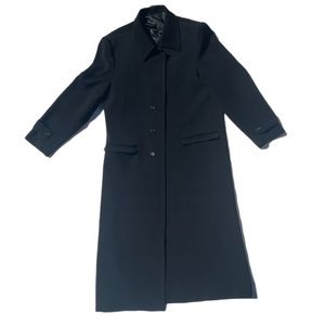 Carmel Zhao woman’s size small all black hidden buttons long overcoat